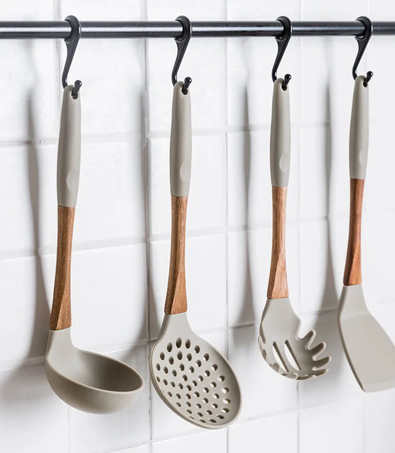 

6Pcs/Set New Silicone+Wood Cooking Tool Sets Soup Spoon Spatula Turner Strainer Kitchenware Kitchen Utensils Sets Cookware