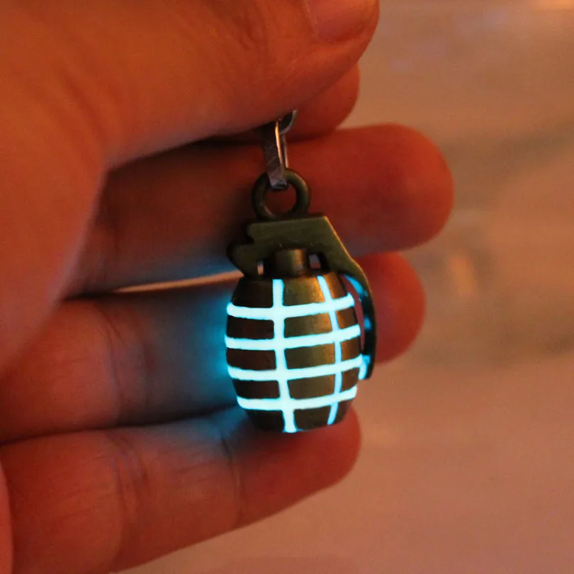 

hand grenades Glowing keychain GLOW in the DARK Luminous Pendants keychains key
