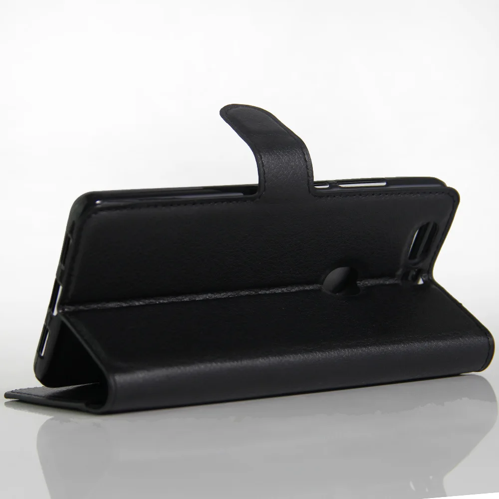 3089565927_100093600