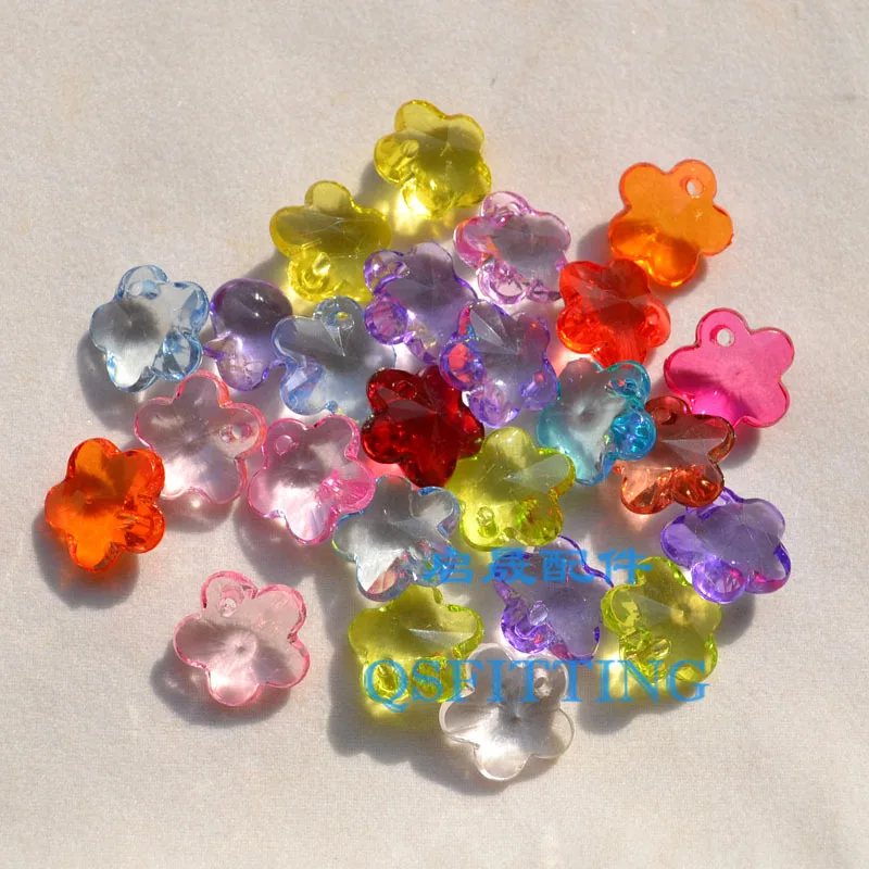 

50pcs DIY fashion jewelry Accessory Transparent Acrylic Charms 15MM Acrylic cartoon blossom Pendant mix color