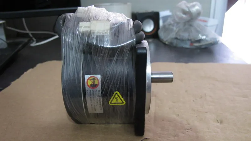 

Used servomotor MQMA 022P2A Almost new warranty for three months