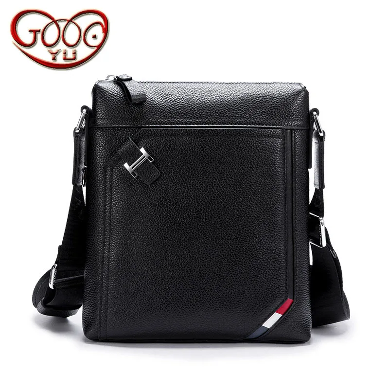 

Men 's fashion business solid color solid shoulder bag vertical section square first layer of leather zipper Messenger bag