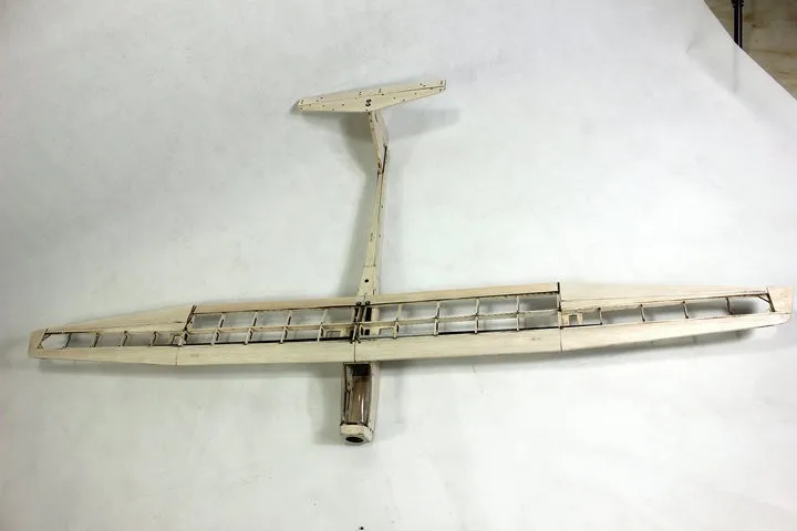 balsa-rc-glider-kit-guppy-3