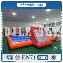 Воздуха до двери, высокое качество взрослых надувной футбольное поле футбольный стол надувной для игры людей в футбол корт