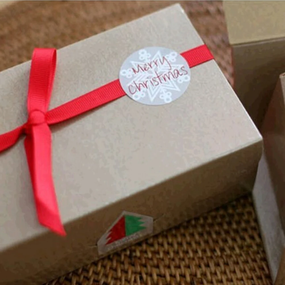 60pcs DIY Bag Candy Box Decor "Merry Christmas" Snowflake Seal Sticker Christmas Point Sticker For Party Favor Gift Wholesale