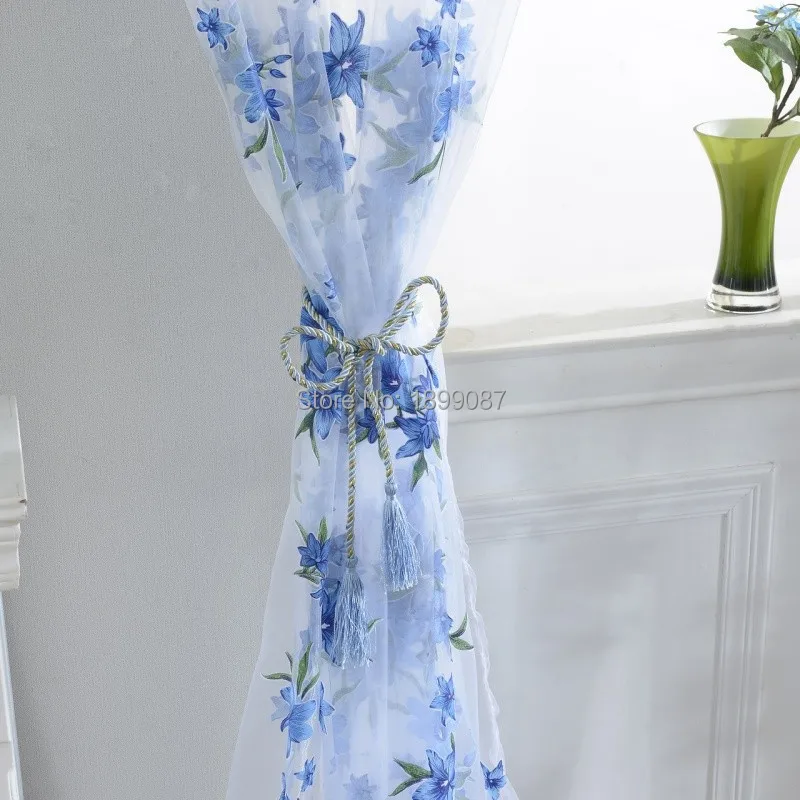 curtain 5.jpg