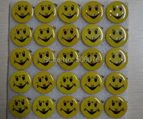 

Free shipping 500pcs/lot Cartoon Smile LED Flashing Light Up Badge/Brooch Pins Christmas Gifts party favors
