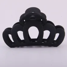 2019 New Arrival Hair Accessory For Women Scrub Black Plastic crown Hair Claw Clips Hollow Out Carving Crab For Hair Large Size hollow out alloy heart hair accessory