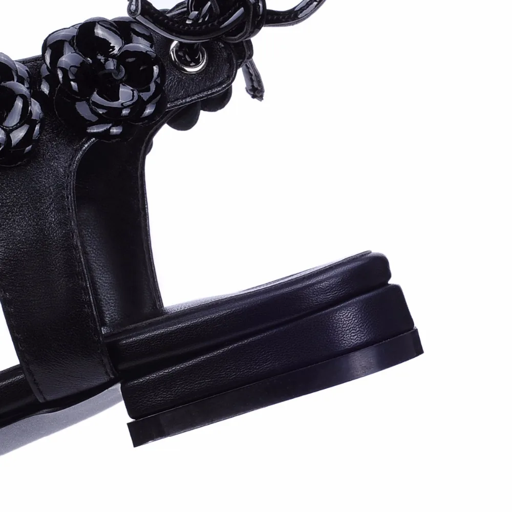 WOMEN SANDAL40