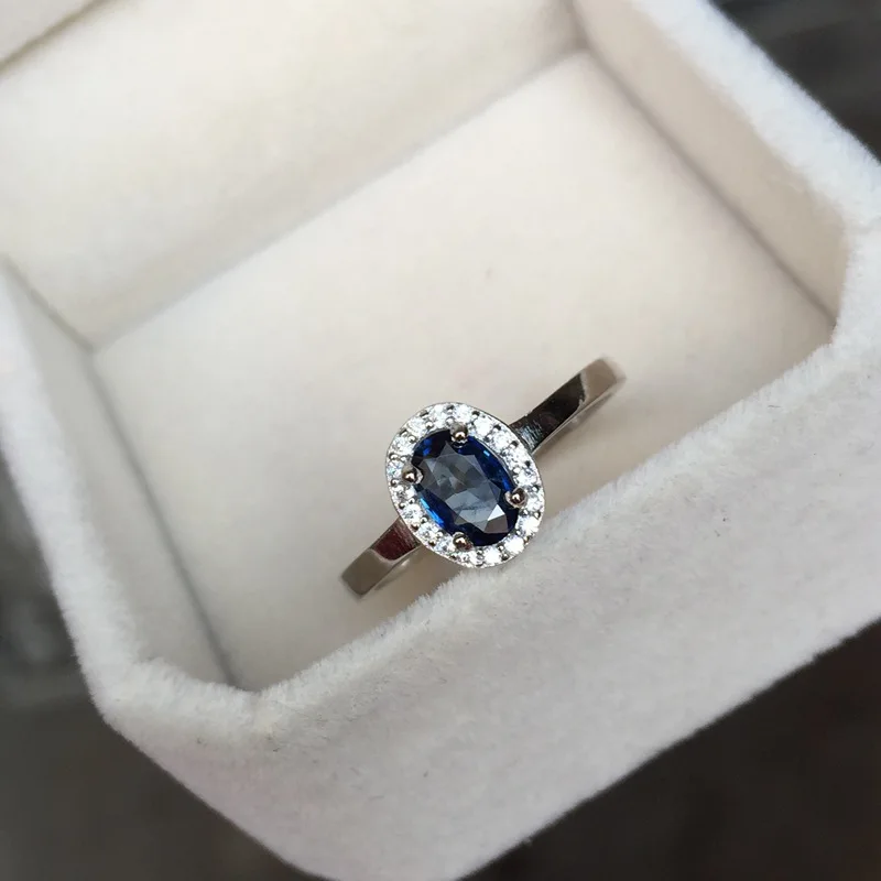 Sapphire ring (2)