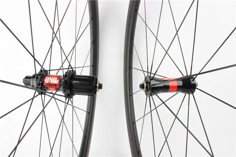 FSC38CM-25U-2016T DT 240s Sapim cx-ray spokes (10)