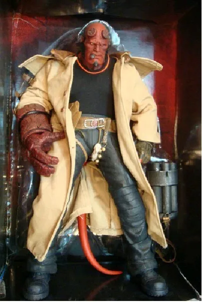 hellboy mezco 18 inch