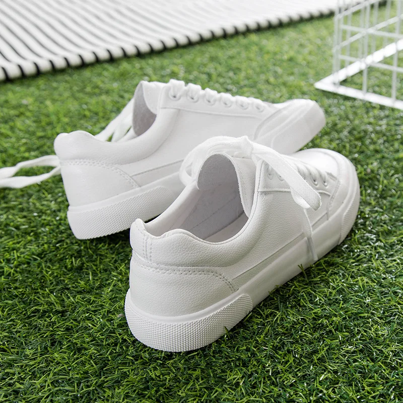 

2018 new leather low cut flat shoes fashion simple casual shoes street shoot shoes women.