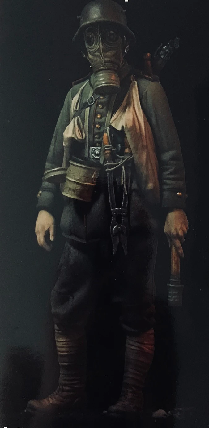 

Unpainted Kit 1/18 90mm ancient stand 1917 WW1 not with base Resin Figure miniature garage kit