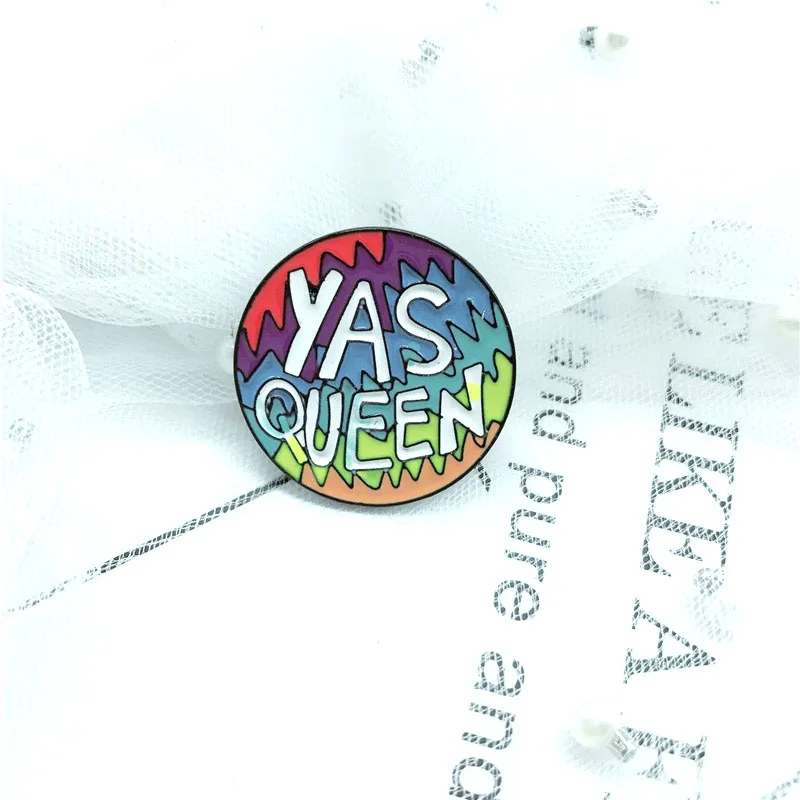 

New color round YES QUEEN brooch spring summer autumn and winter mountain peaks badge fun cartoon brooch denim clothing pendant