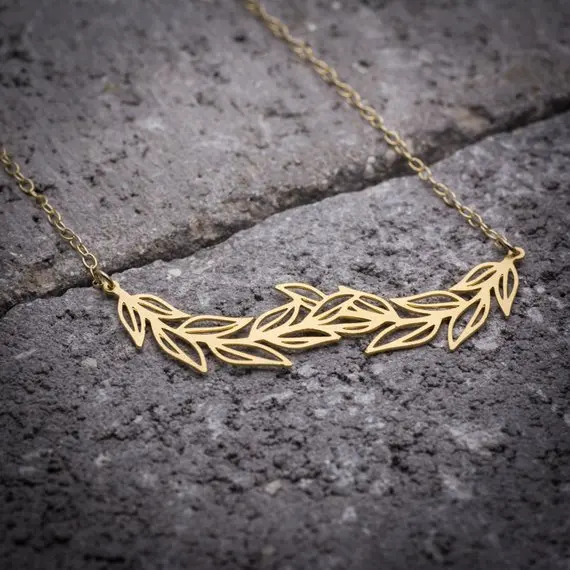 

Latest Women Stainless Steel Jewelry Leaf Charm Necklace Best Gift For Friend Drop Shipping Accepted YP6404
