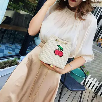 

Cherry Decor Shoulder Messenger Handbags Summer Beach Women Straw Woven Small Chain Crossbody Bucket Bags 2019 Hot Selling