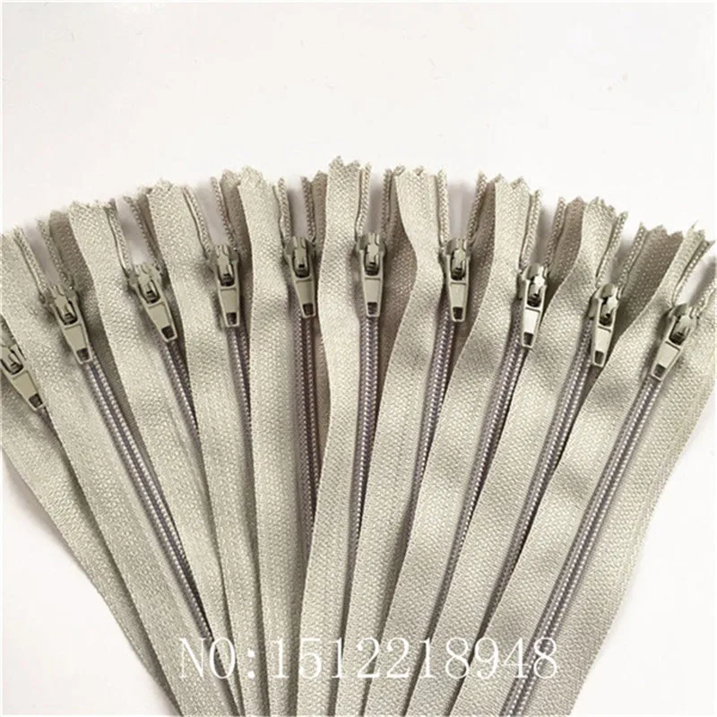 

10pcs ( 12 Inch ) 30cm Beige Nylon Coil Zippers Tailor Sewer Craft Crafter's &FGDQRS #3 Closed End
