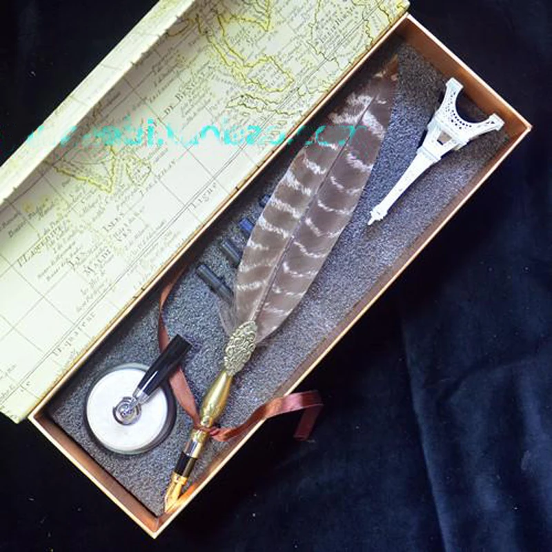 

Mixed Color Signature Quill Feather Fountain Pen Set with Ceraminc Pen Holder 4 Ink Sacs Retro Wedding Gift Pen