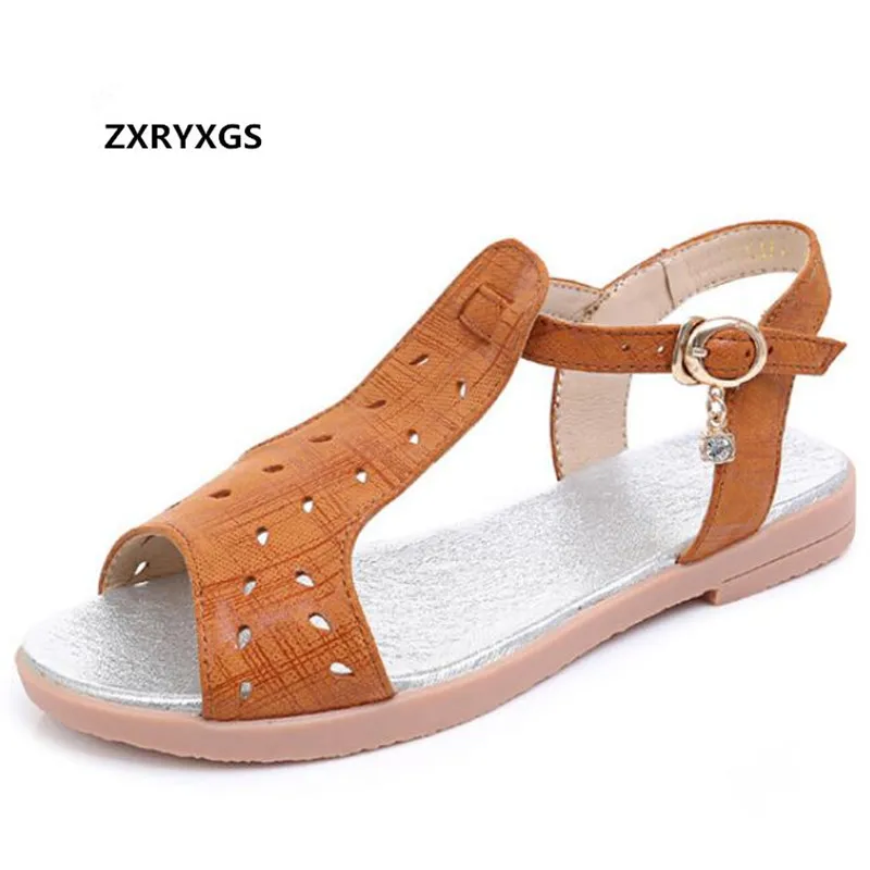 

Special Price Promotion Soft Cowhide Soft Bottom Women Sandals Flat Non-slip Casual Sandals 2019 Plus Size Women Summer Sandals