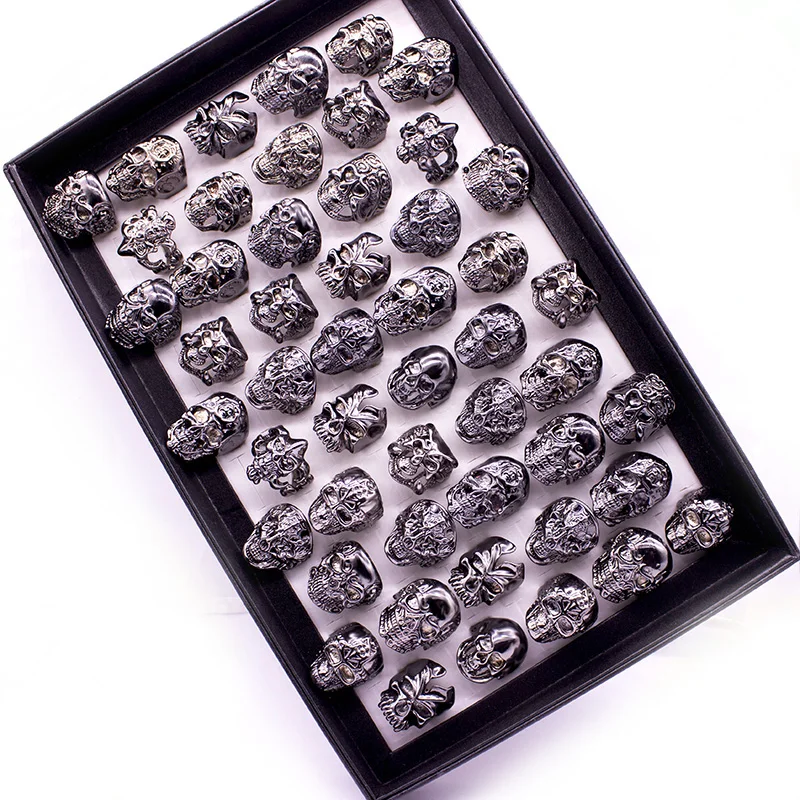 Wholesale lot 12 pcs Black Mix Men Gift Men Punk Style Jewelry Skull Ring Skeleton Pattern Man Gothic Biker Rings Party Gift 3