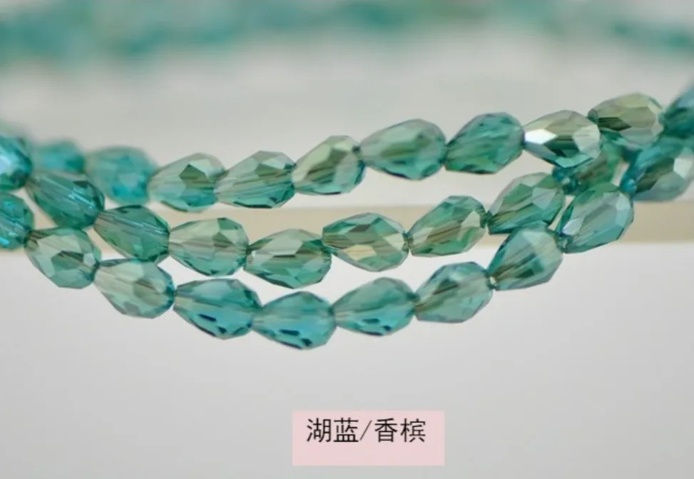 湖蓝镀香槟