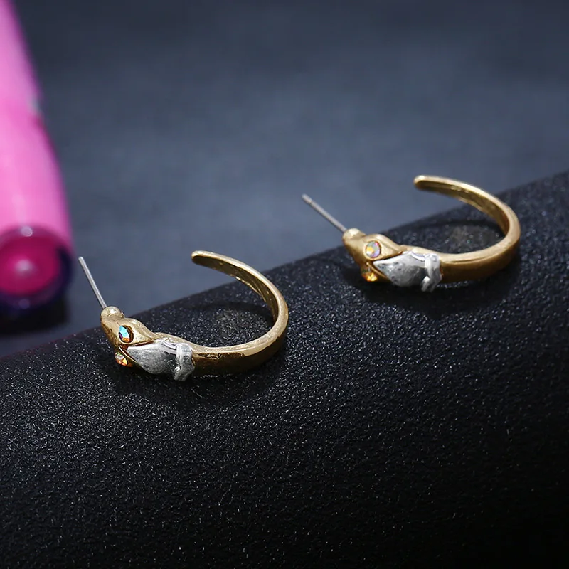 

New Unique design jewelry Rhinestone Alloy snake shape Stud earrings cute fashion earrings for women