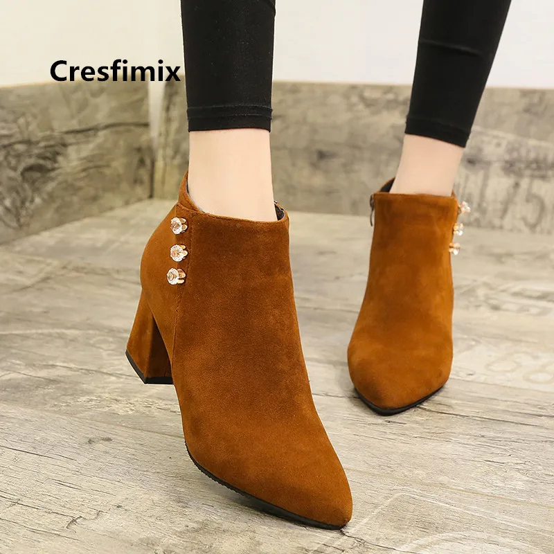

Women Fashion Brown Autumn & Winter Ankle Boots Lady Casual Street Martin Ankle Boots Female Cool Boots Botas Femininas E7002