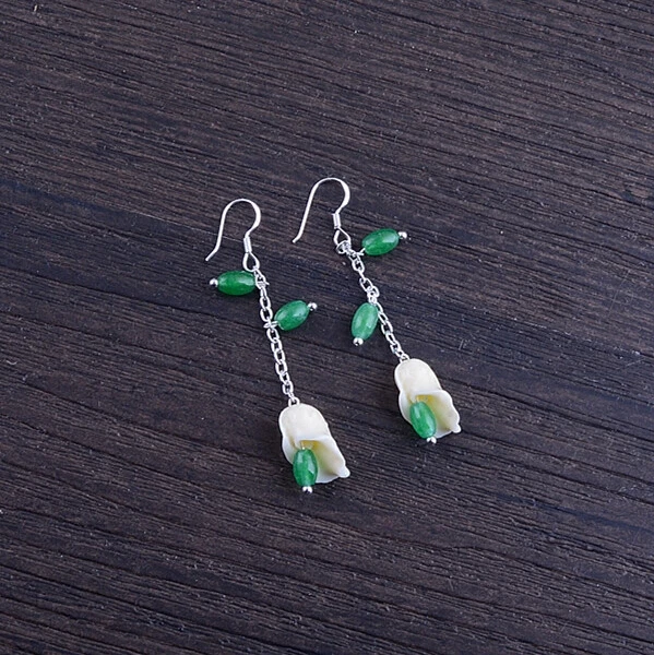 

ZCD EARRING 509+++Original vintage Korea small fresh temperament flowers Green Aventurine crystal long earrings female