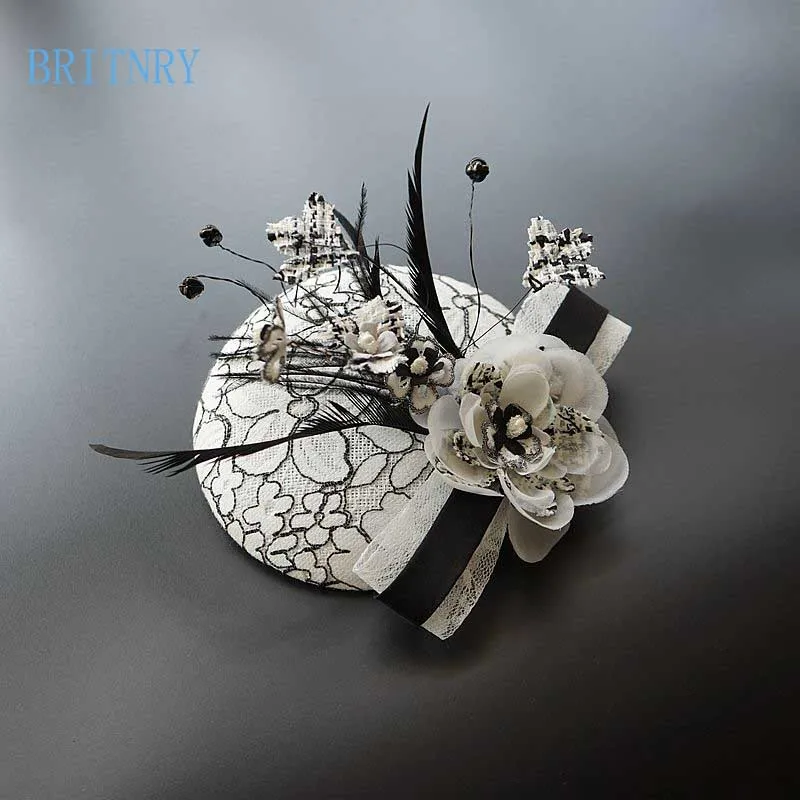 

BRITNRY Fashion Wedding Hat Elegant Flowers Ivory with Black Bridal Hat Lace Feather Fascinator Hats