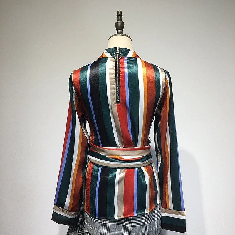 Осенняя Корейская шикарная разноцветная сатиновая рубашка в полоску с длинным рукавом и стоячим воротником, пуловер с поясом и поясом, Сексуальная Блузка для женщин A089