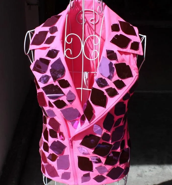 Розовый для певицы для сцены рок мотоциклетный мужской жилет без рукавов Мужская бодибилдинг одежда рубашка модная майка настраиваемая