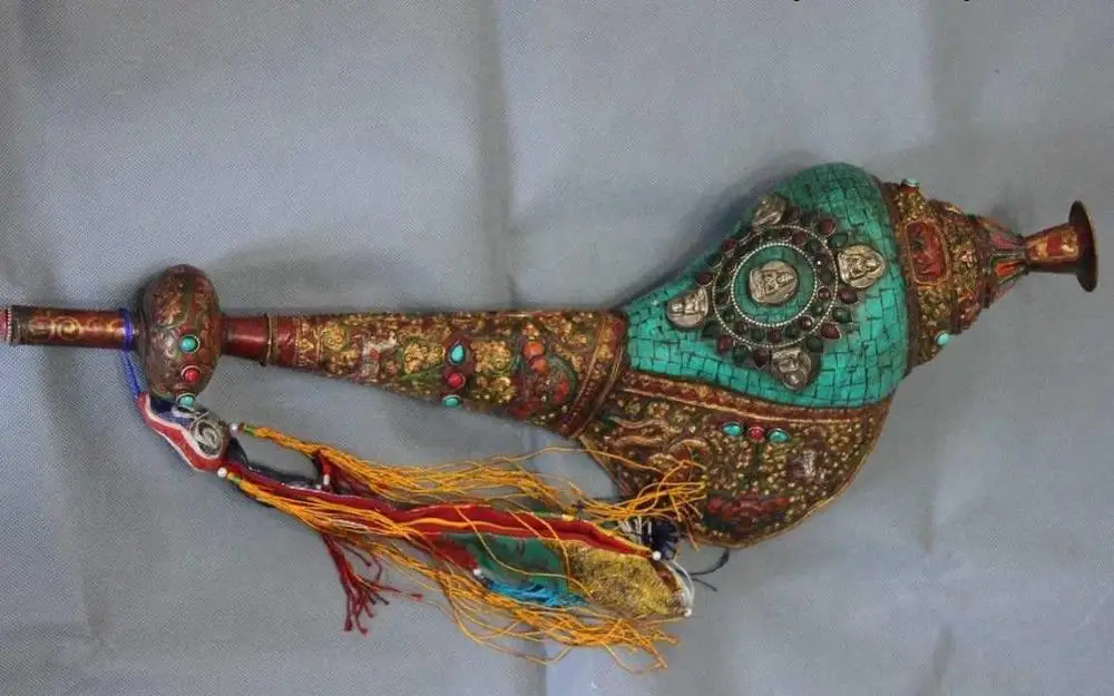 

Tibet Bronze Painted inlay turquoise Ruby beryl Gem Eight treasures Horn Conch