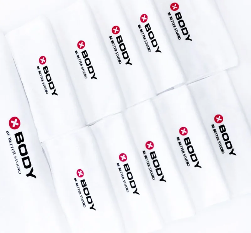 

2pcs/lot Customized Luxurious Cotton Towel Embroider Bride Groom Name Wedding Date Towel Wedding Gift For Bridesmaid Groomsman