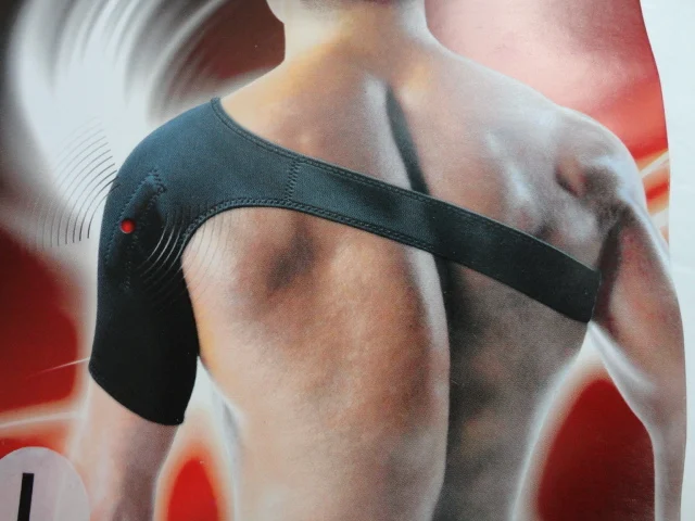 

Professional Sports Basketball Soccer Magnetic Fitness Retaining Shoulder Supporter
