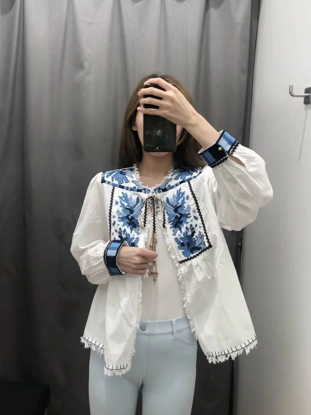  (62)