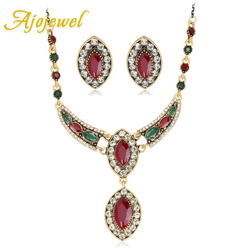 

Ajojewel Horse Eye Resin Stone Jewelry Sets For Women Ladies Ethnic Style Stud Earrings & Pendant Necklace