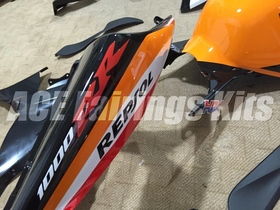CBR1000RR  04-05 (170)