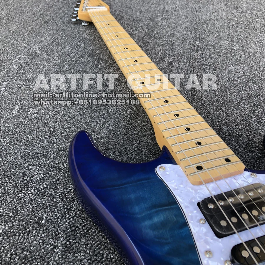 Lake Blue Quilted Maple Top Wilkinson Pickups Tremolo Bridge Coil Split M6 Locking Tuners 6 String Clean Sound Stratocaster Electric Guitar  (9)