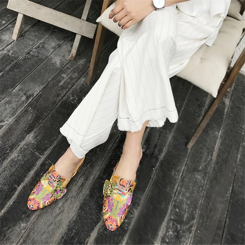 Ouqinvshen Embroider Mules Shoes Women Big Size 34-43 Round Toe Square Heel Party Summer Slippers Crystal Fashion Women Heels Ouqinvshen Embroider Mules Shoes Women Big Size 34-43 Round Toe Square Heel Party Summer Slippers Crystal Fashion Women Heels
