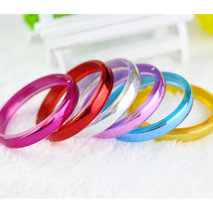 

2016 Fashion Free Shipping 12pcs/Lot Candy Color Child Wood Bracelet Toy Birthday Gift Little Princess Accessories