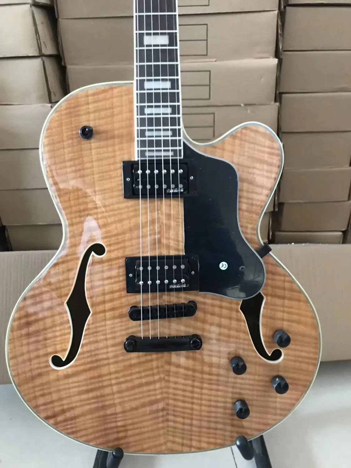 

free shipping jumbo jazz guitar Custom New Arrival jazz Eastman style Archtop Electric Guitar