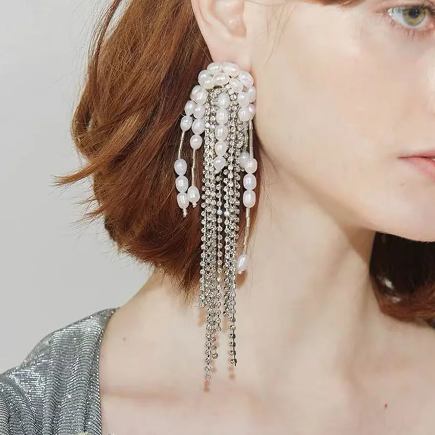 

Fashion street beat party pearl rhinestone tassel personality earrings New Small Grain Pearl Tassel Rhinestone Earrings 893