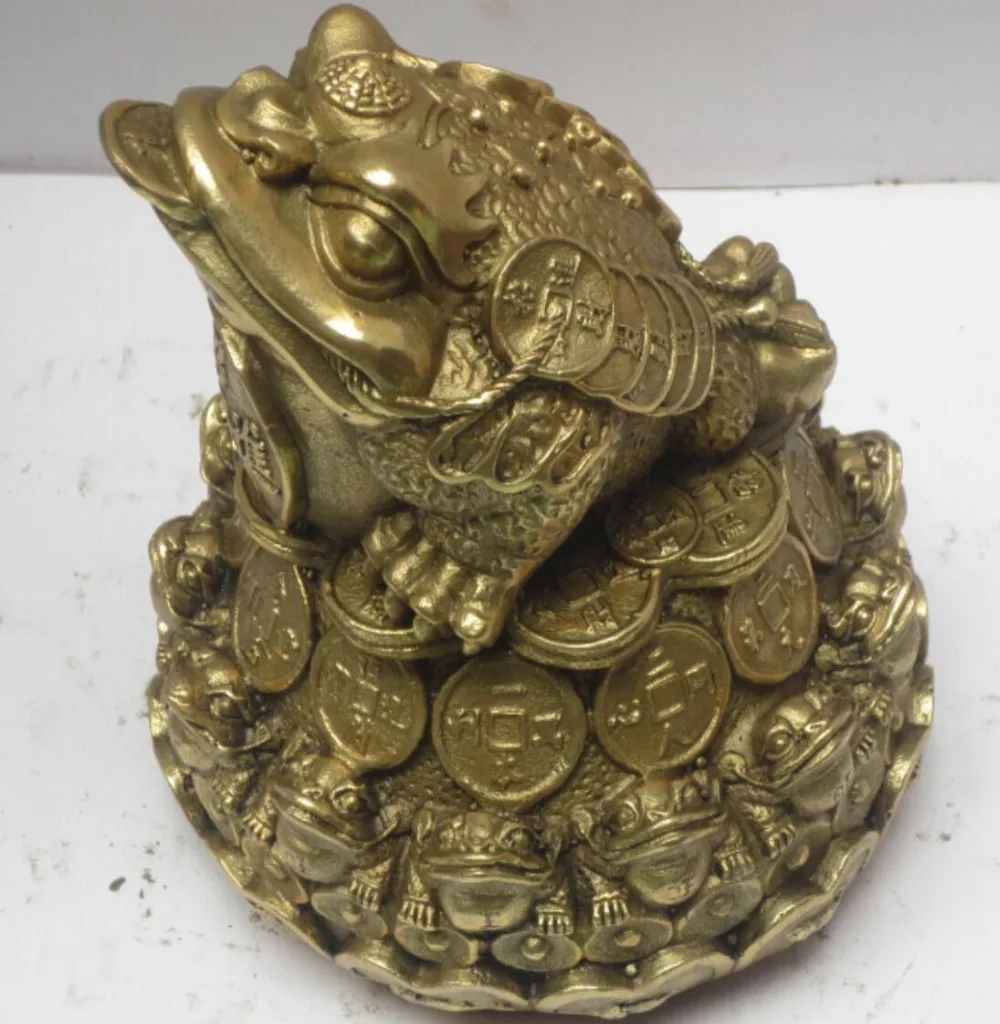 Chinese Metal crafts Chinese brass Carved Coin Toad Statue, Home Decoration Feng Shui Metal Frog