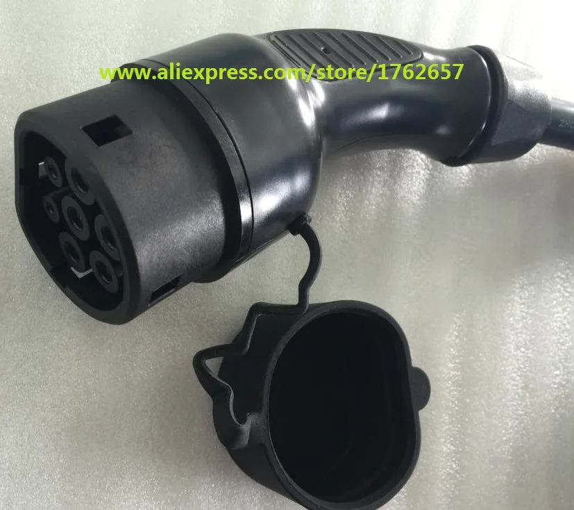 Type 2 32A 3 phase EV plug IEC 62196 2 European standard Mennekes