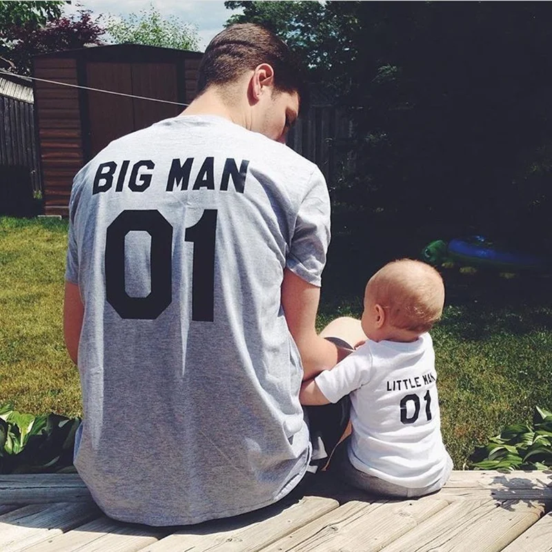 H898, модные фантастические одинаковые футболки для папы и сына, Семейный комплект, футболка с надписью «Big Man and Little Man 01»