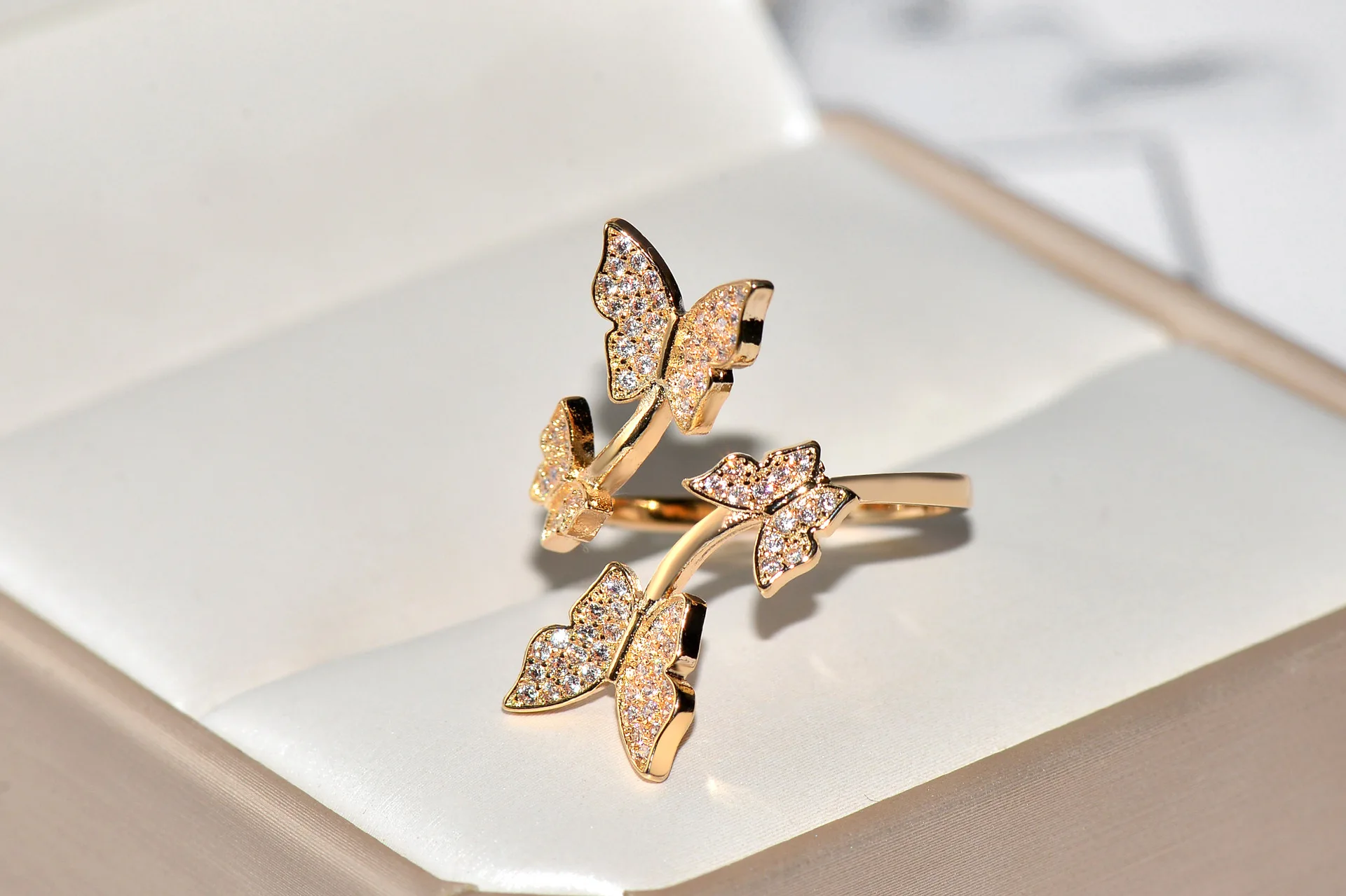 Новое поступление серебряных цветов Бабочка Размер кольца проложить фианит AAAAA со сверкающим камнем для женщин Мода PartyJewelry лучший подарок