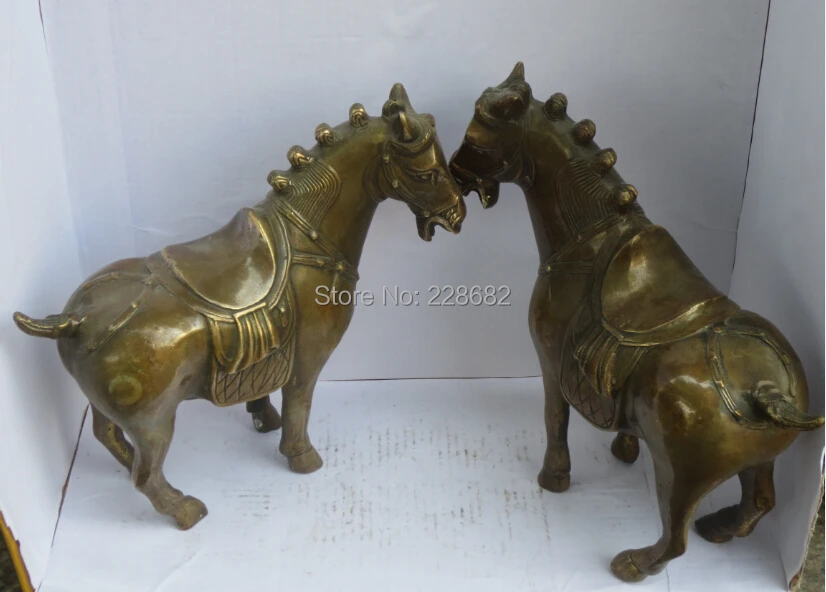 

Collectible 1 Pair Of Chinese Decorated Old Copper Carved Tang Horse Sculpture/feng Shui Horse