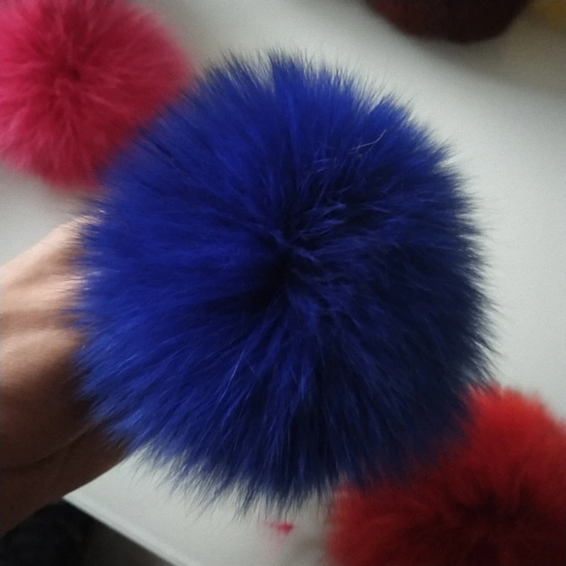 11 см натуральный Лисий мех помпон пушистая DIY зимняя шапка Skullies шапка вязаная шапка помпоны TKF009-pink - Цвет: blue