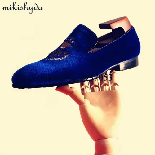 Azul Ons Loafers Show Vestem 2017 Fundo Vermelho Homens Designer Deslizamento Velvet Luxo Condução Italianos As Mocassin Apartamentos Royal Chinelos Bpzwdqp